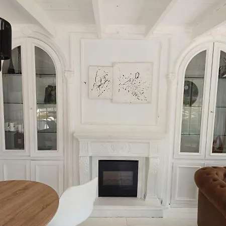Art Claudia * ל'אמטיה דה מר